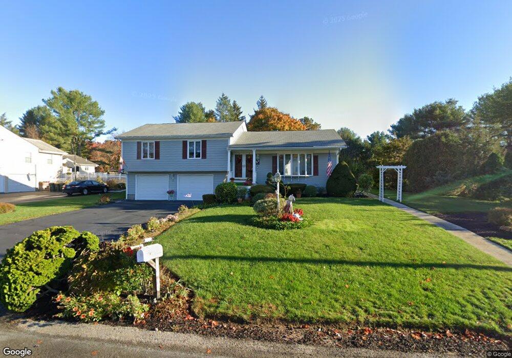 7 Laurel Hill Dr, Smithfield, RI 02917 - photo 1