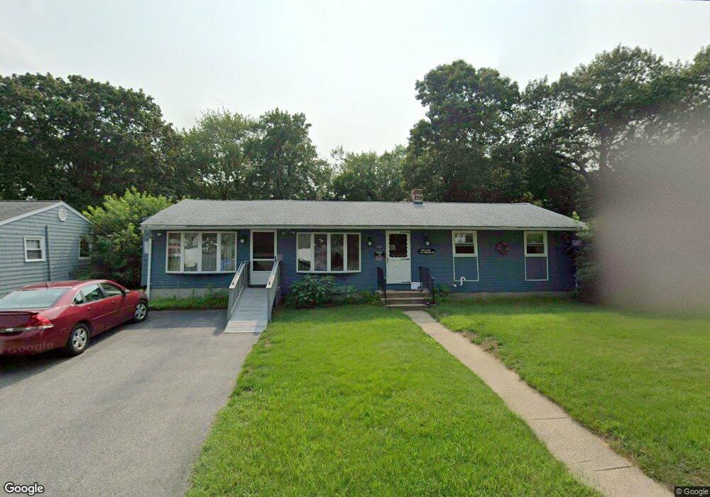 137 Burbank Dr, Warwick, RI 02886 - photo 1