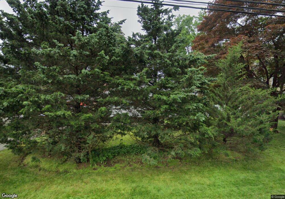 175 Barlow Rd, Fairfield, CT 06824 - photo 1