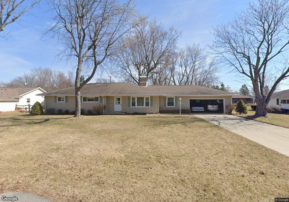 425 Nottingham Place, Findlay, OH 45840 - photo 1