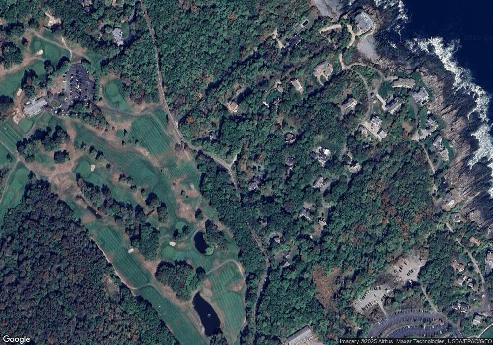 19 Circuit Rd, Cape Neddick, ME 03902 - photo 1