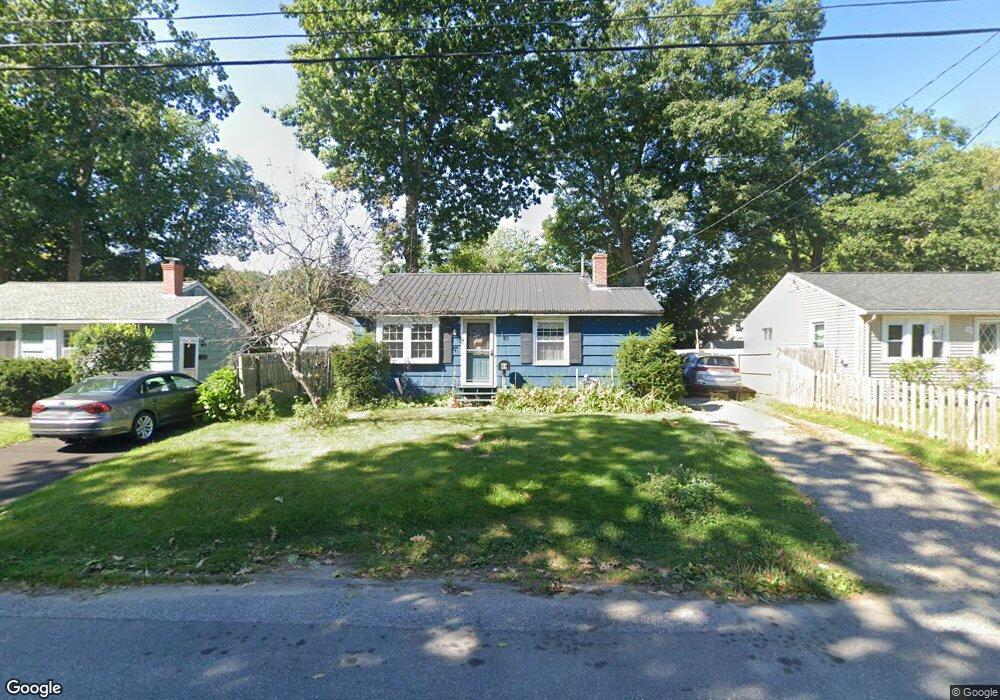 81 Linton St, South Portland, ME 04106 - photo 1