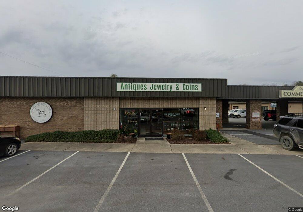 211 Duncan Hill Rd, Hendersonville, NC 28792 - photo 1