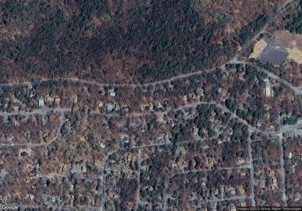 97 Wallenpaupack Dr, Lake Ariel, PA 18436 - photo 1