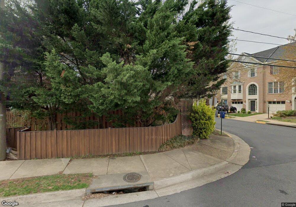 3416 Diehl Ct, Falls Church, VA 22041 - photo 1