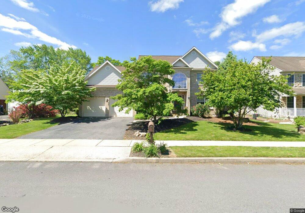 1486 Fritch Dr, Macungie, PA 18062 - photo 1