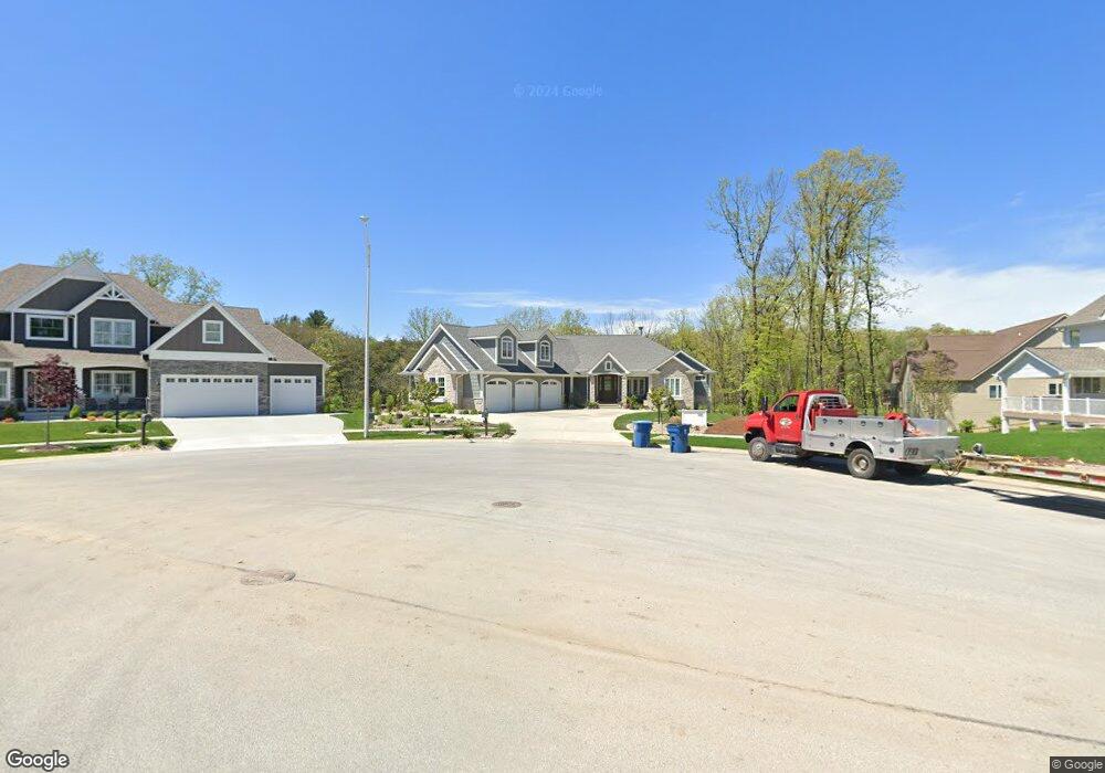 986 Sylvia Ln, Crown Point, IN 46307 - photo 1