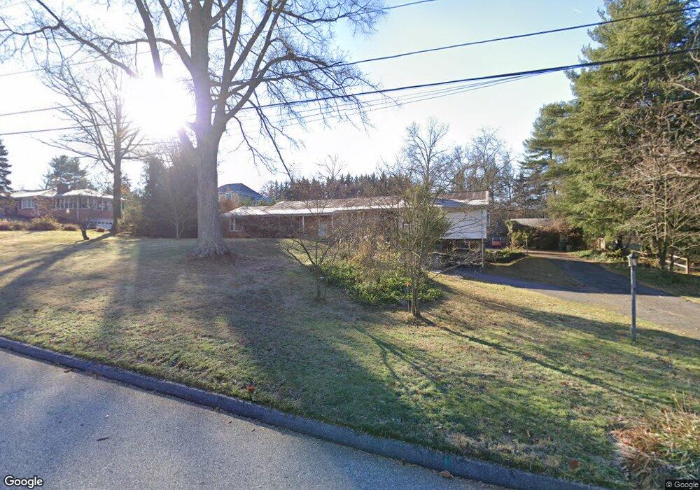 10825 Hunting Ln, Columbia, MD 21044 - photo 1