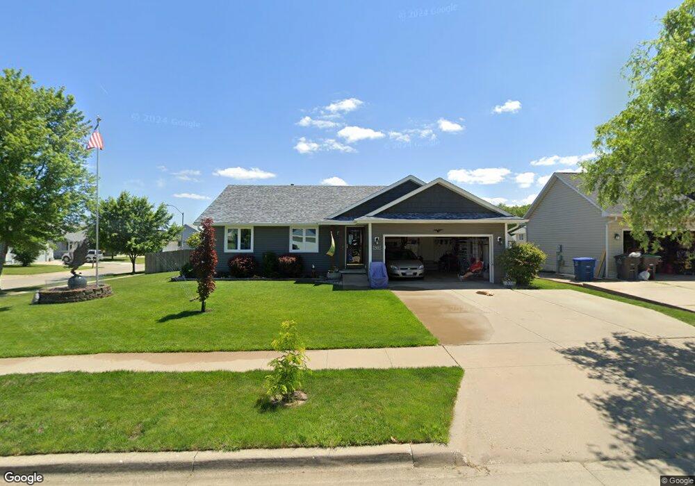 2901 Shadow Creek Ln, Des Moines, IA 50320 - photo 1