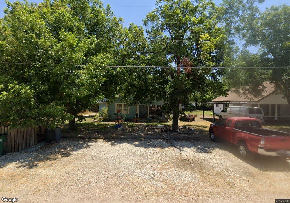 1001 Avenue F, Moody, TX 76557 - photo 1