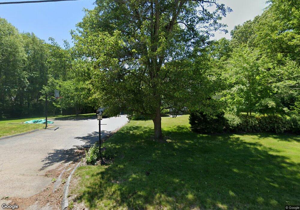 20 Forrestal Dr, Westerly, RI 02891 - photo 1