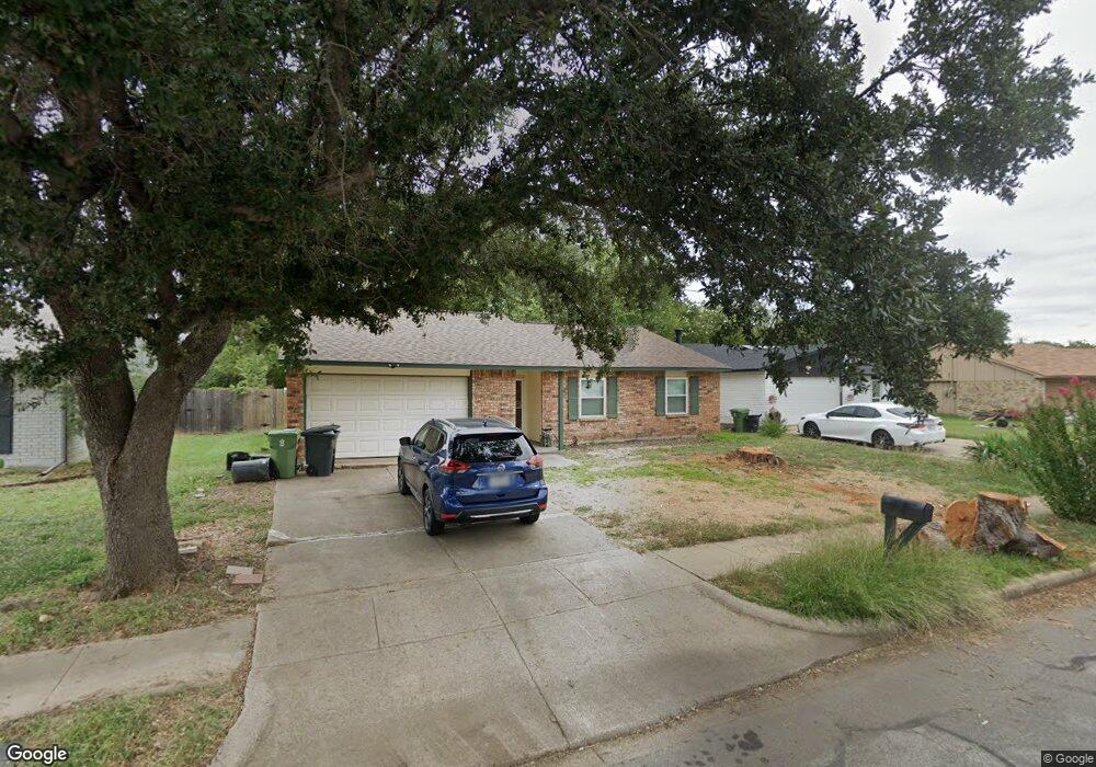 6300 Sandhurst Ln E, North Richland Hills, TX 76182 - photo 1