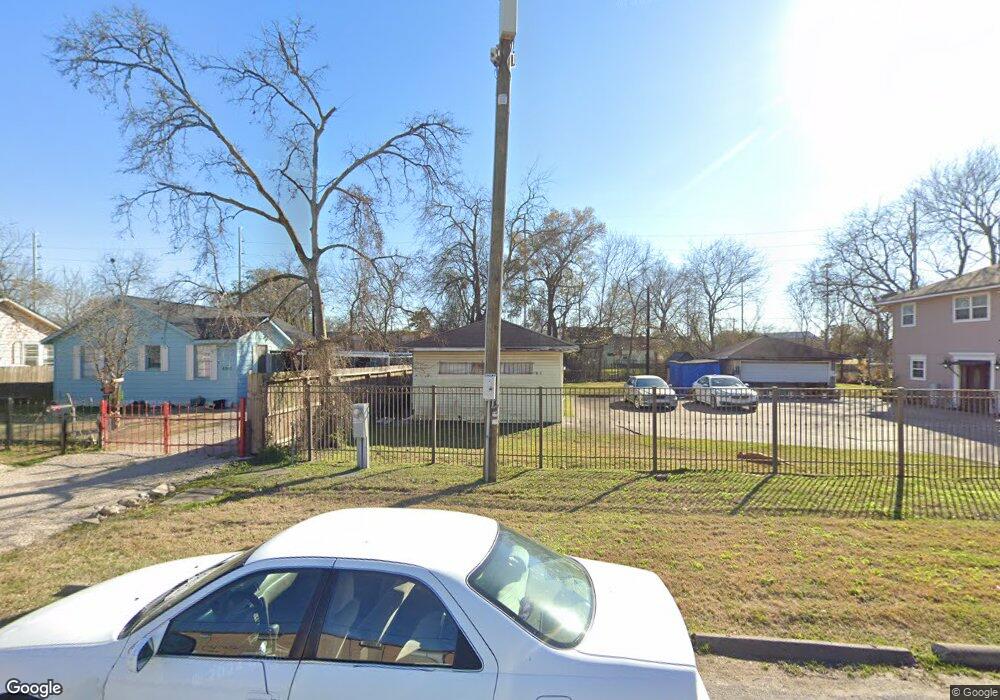 6806 Golfway St, Houston, TX 77087 - photo 1