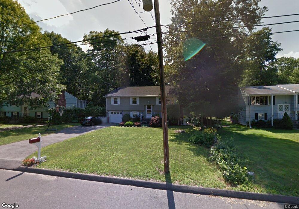 164 Prudence Dr, Stamford, CT 06907 - photo 1