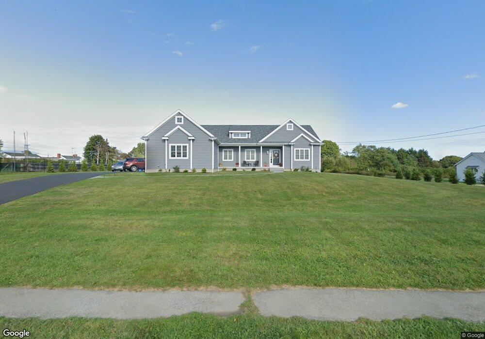 42 3rd Beach Rd, Middletown, RI 02842 - photo 1