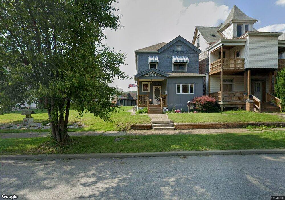 108 Custer Ave, Vandergrift, PA 15690 - photo 1