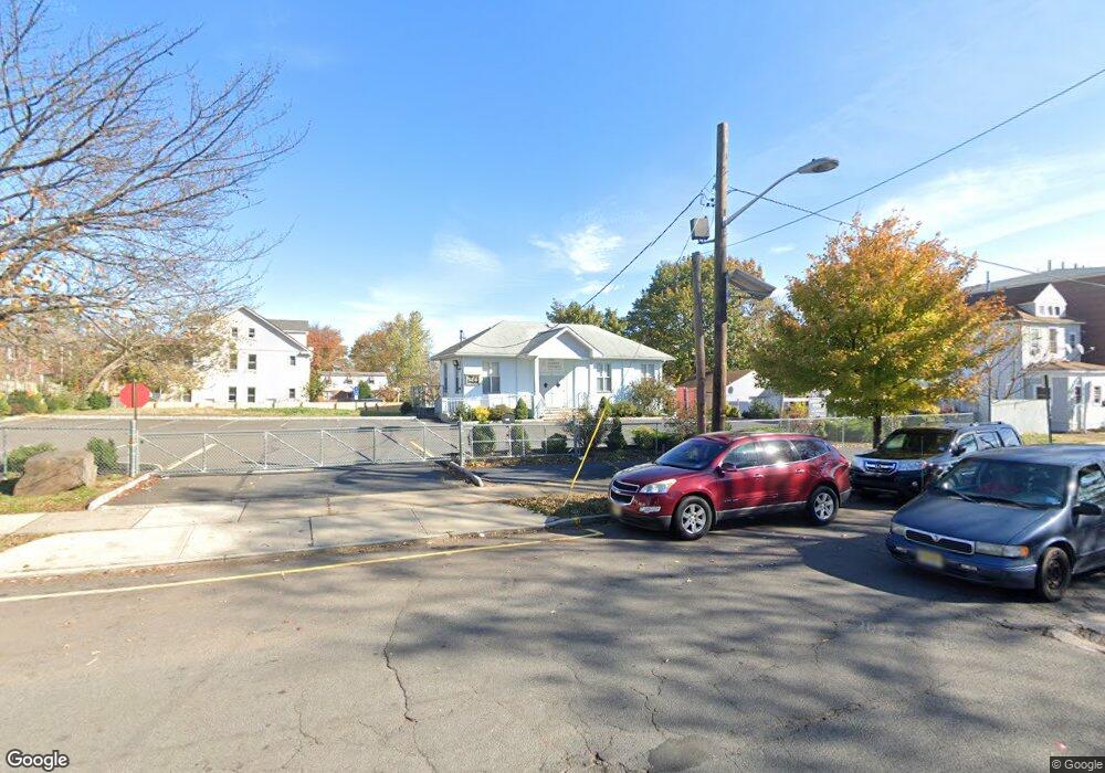 177 Delavan St, New Brunswick, NJ 08901 - photo 1