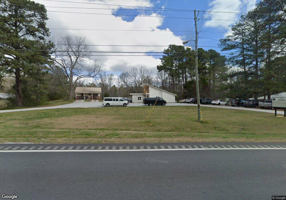 681 Rock Mills Rd, Roanoke, AL 36274 - photo 1