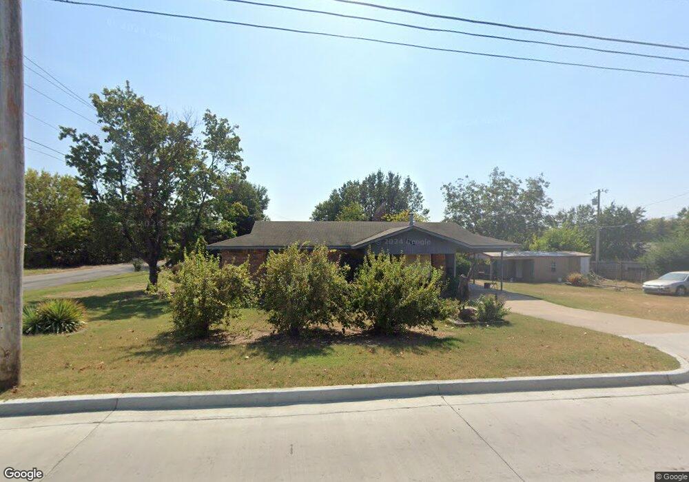 1162 E Ross St, Tahlequah, OK 74464 - photo 1