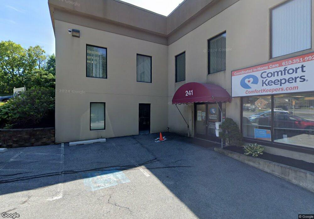 241 N Cedar Crest Blvd unit 3, Allentown, PA 18104 - photo 1