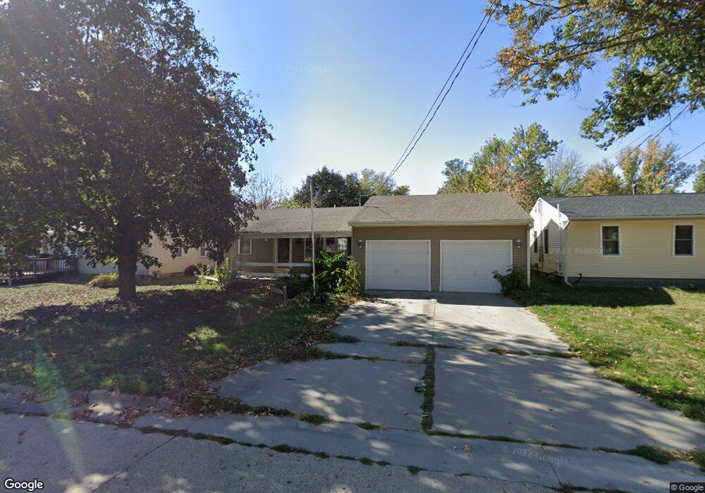 705 E 13th St N, Newton, IA 50208 - photo 1