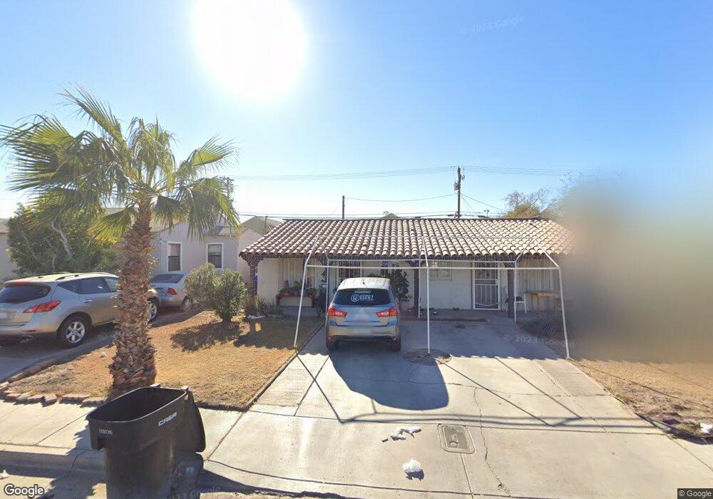 621 El Centro Ave unit 623, El Centro, CA 92243 - photo 1