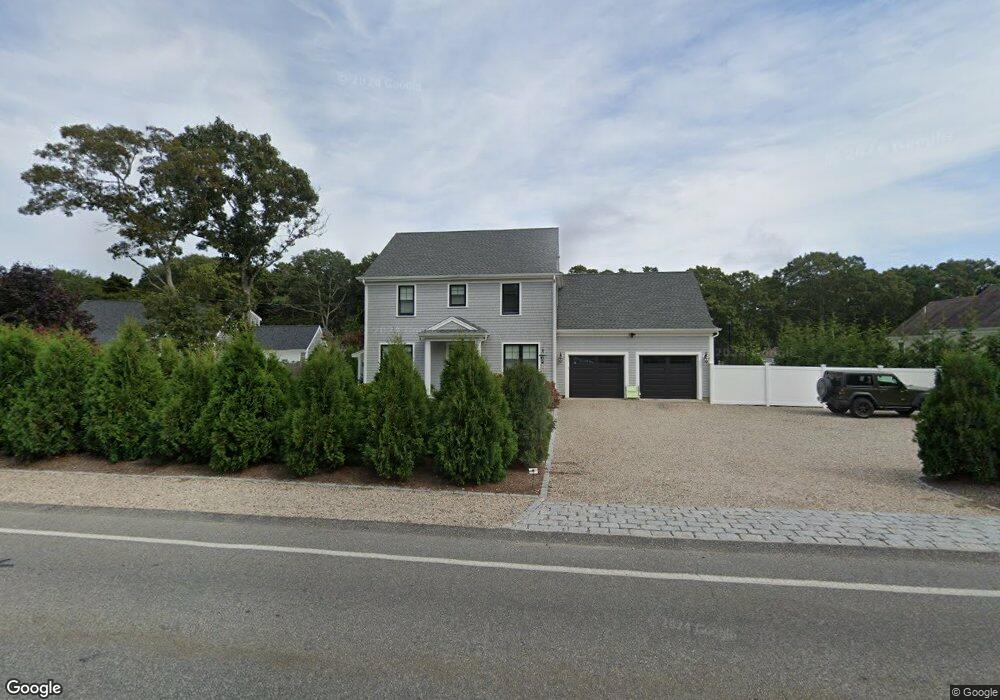 276 Central Ave unit 1 Bed 1 Bath Apartme, East Falmouth, MA 02536 - photo 1