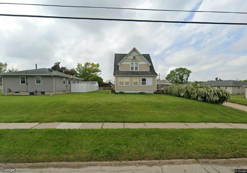 107 Wilson Avenue Dr SW, Cedar Rapids, IA 52404 - photo 1