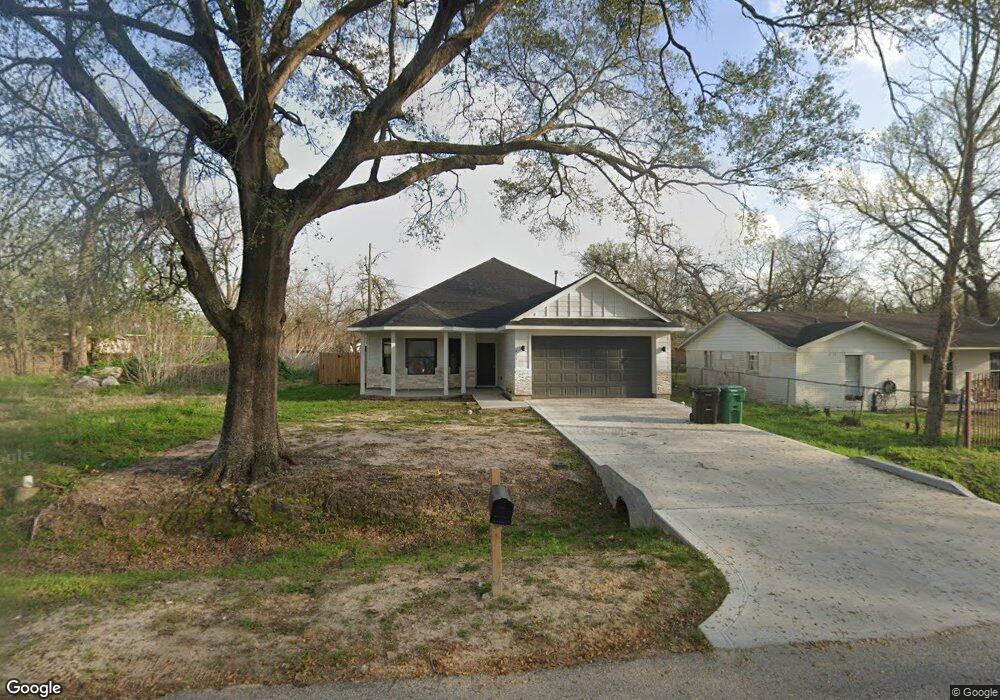 931 Junell St, Houston, TX 77088 - photo 1