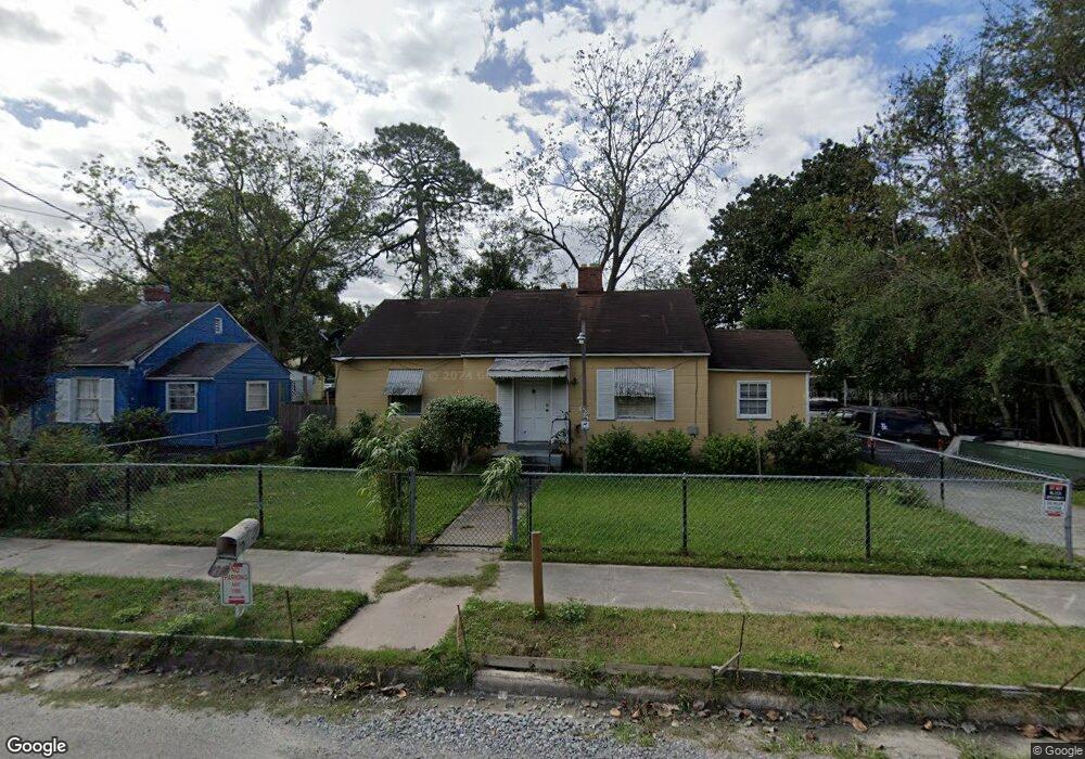 3609 Franklin Ave, Brunswick, GA 31520 - photo 1