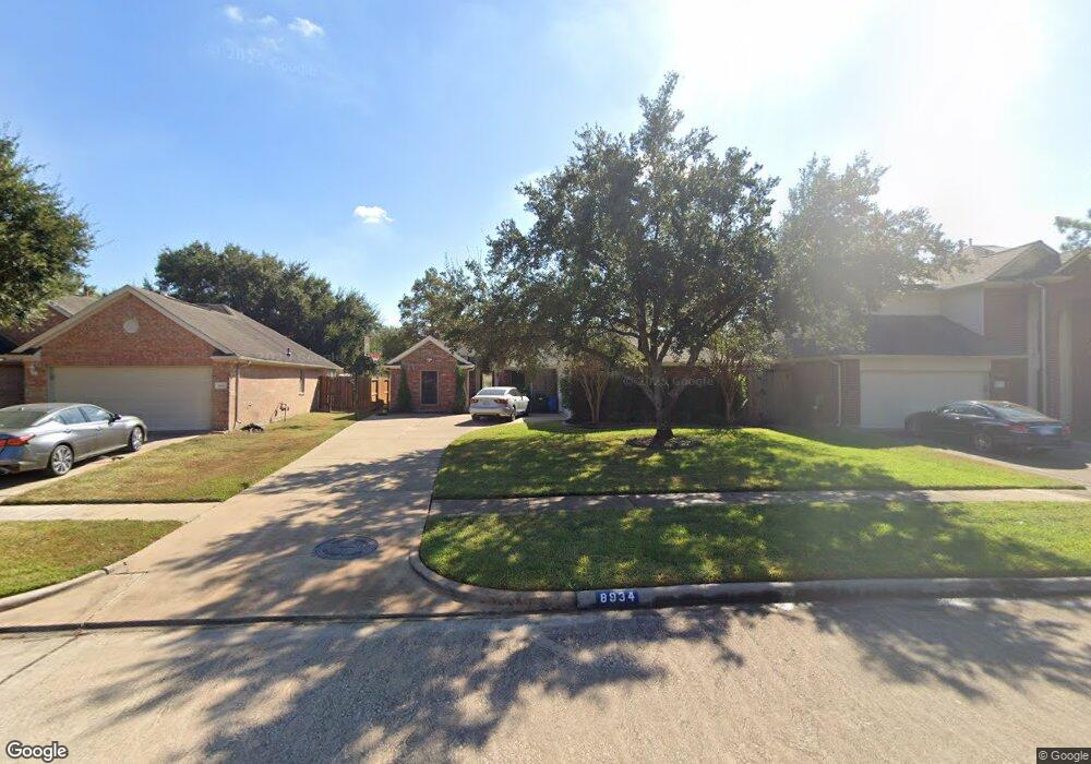 8934 Green Ray Dr, Houston, TX 77095 - photo 1