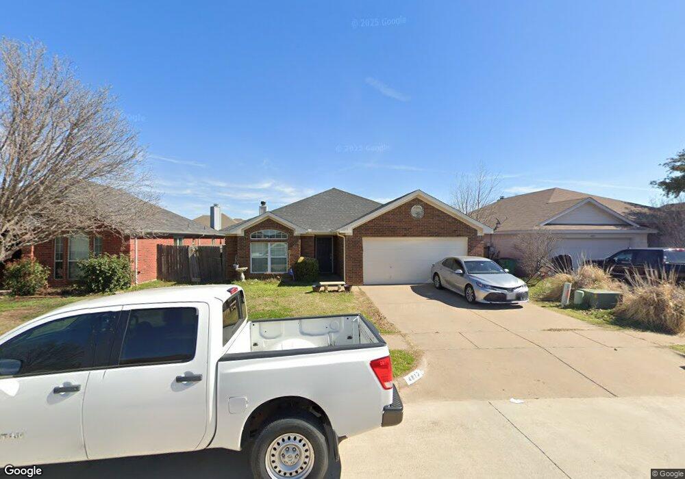 4813 Topaz Ln, Granbury, TX 76049 - photo 1