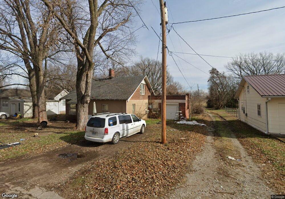612 S 12th St, Parsons, KS 67357 - photo 1
