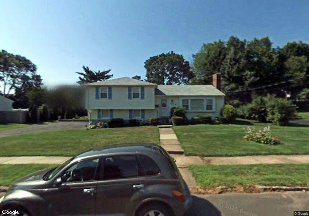 72 Walter Ln, Hamden, CT 06514 - photo 1