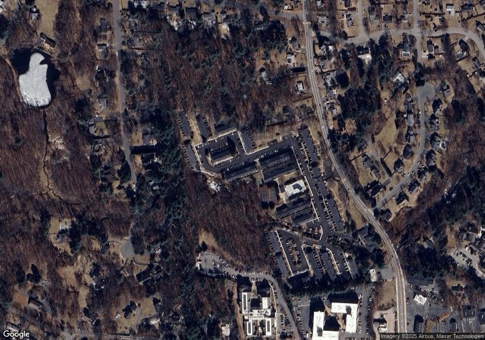 909 Windsor Dr, Framingham, MA 01701 - photo 1