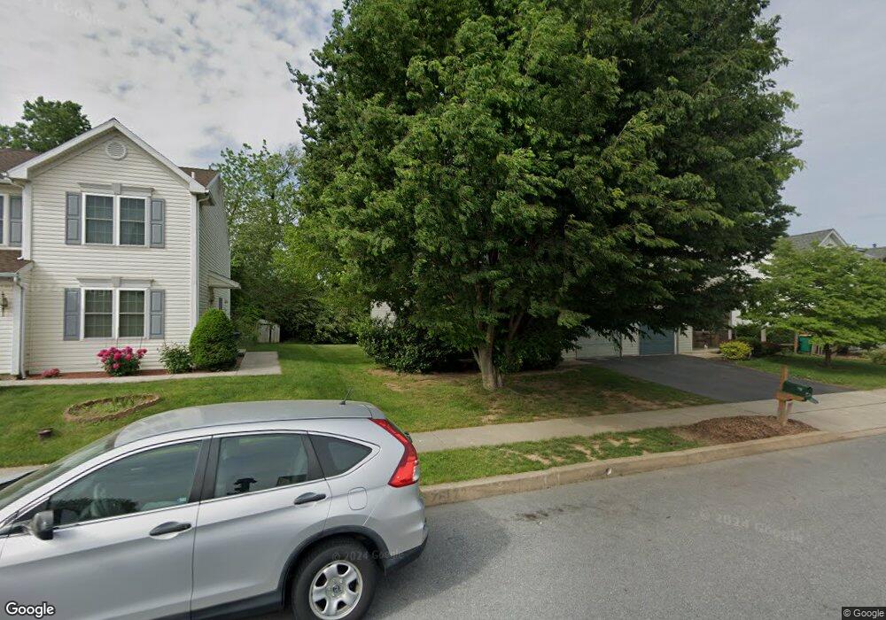 126 Bainbridge Cir, Reading, PA 19608 - photo 1