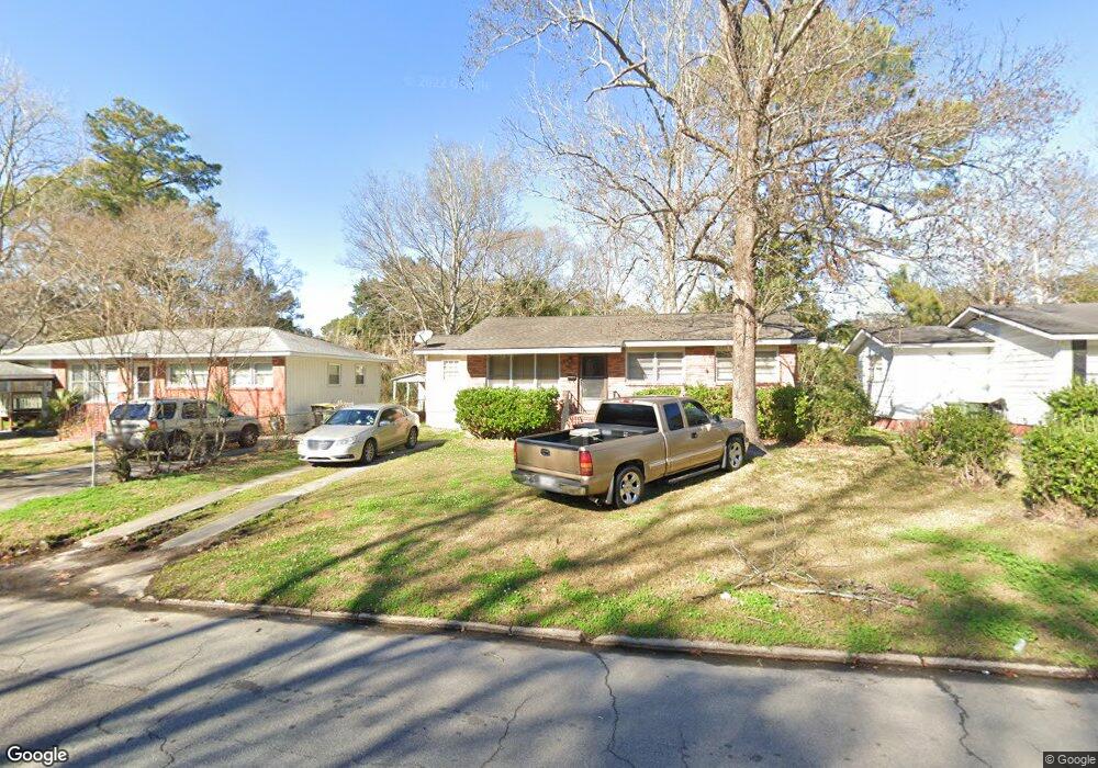 2048 E 42nd St, Savannah, GA 31404 - photo 1