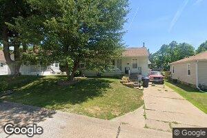2427 29 1 2 St, Rock Island, IL 61201