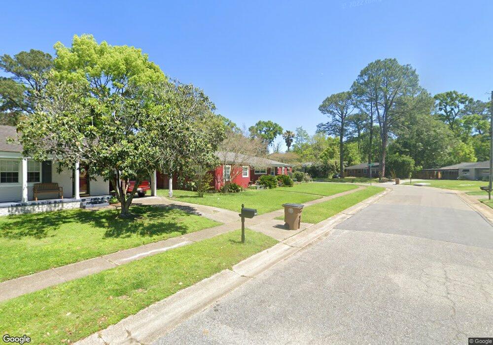 2658 S Sherwood Dr, Mobile, AL 36606 - photo 1