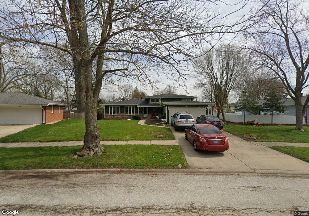 971 Cypress Dr, Aurora, IL 60506 - photo 1
