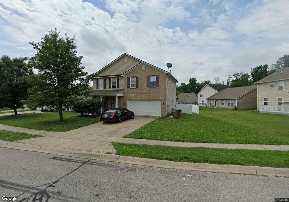 2555 Lakecrest Dr, Columbus, IN 47201 - photo 1