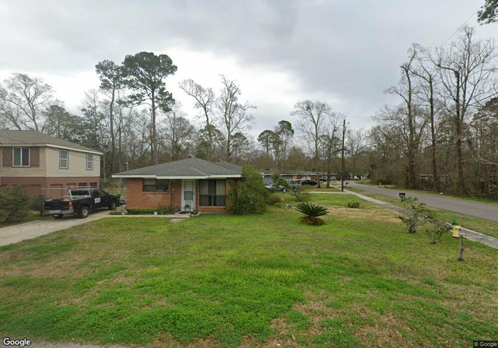 702 Pinetree St, Slidell, LA 70458 - photo 1