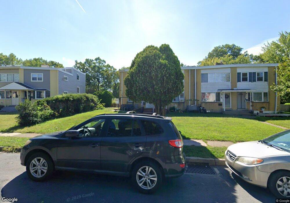 876 Wedgewood Dr, Lansdale, PA 19446 - photo 1