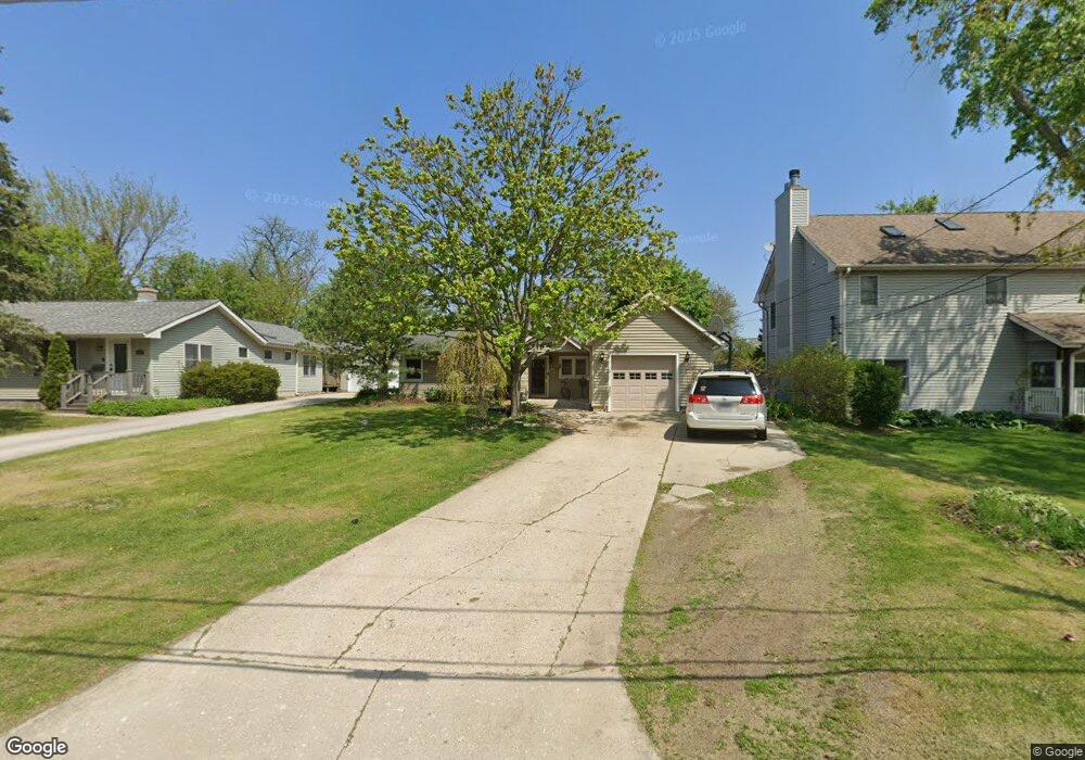 405 Pershing Ave, Wheaton, IL 60189 - photo 1