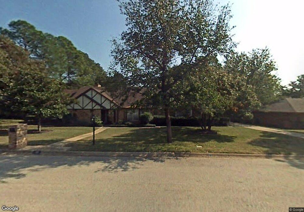 701 Pennsylvania Dr, Denton, TX 76205 - photo 1