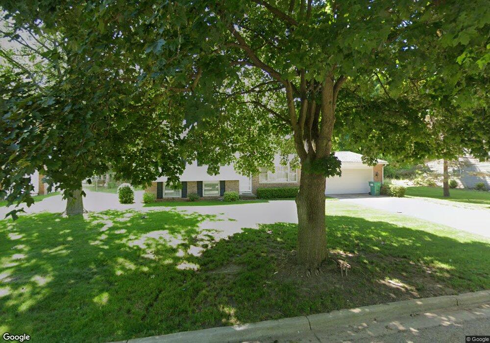 1109 Meadow Dr, Owosso, MI 48867 - photo 1