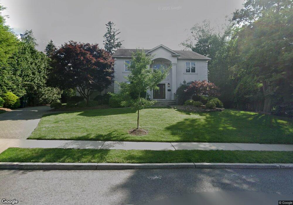 32 Laurence Ct, Closter, NJ 07624 - photo 1