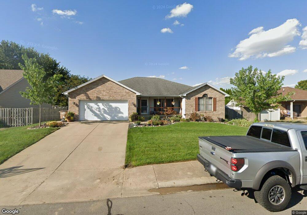 6036 Schooner Ct, Columbus, IN 47203 - photo 1