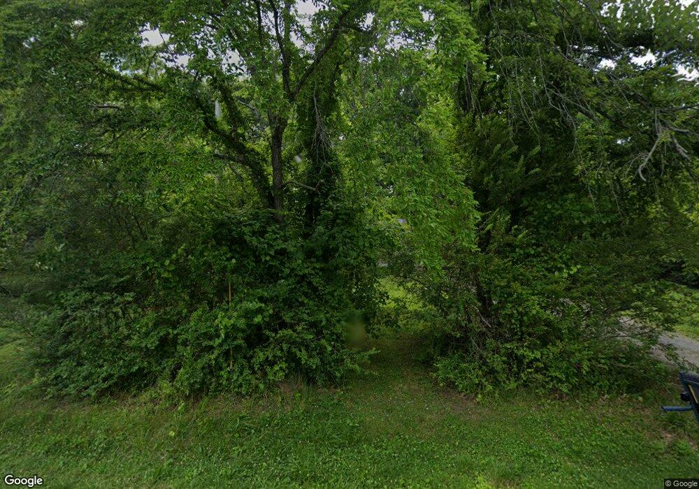 1308 Willow Dr, Manchester, TN 37355 - photo 1