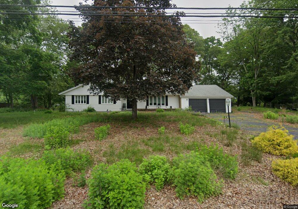 207 Margaret Ln, Orange, CT 06477 - photo 1